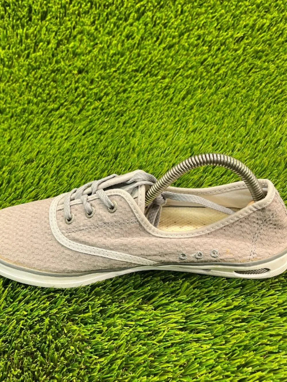Columbia Vulc N Vent Womens Size 9.5‎ Gray White Casual Walking Shoes Flats